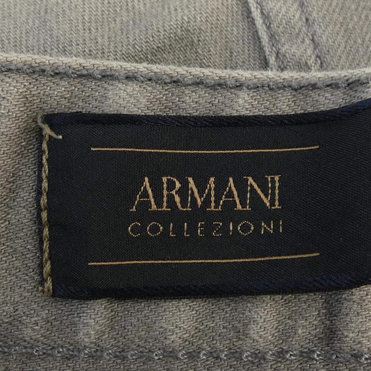 ARMANI collezioni ARMANI 系列