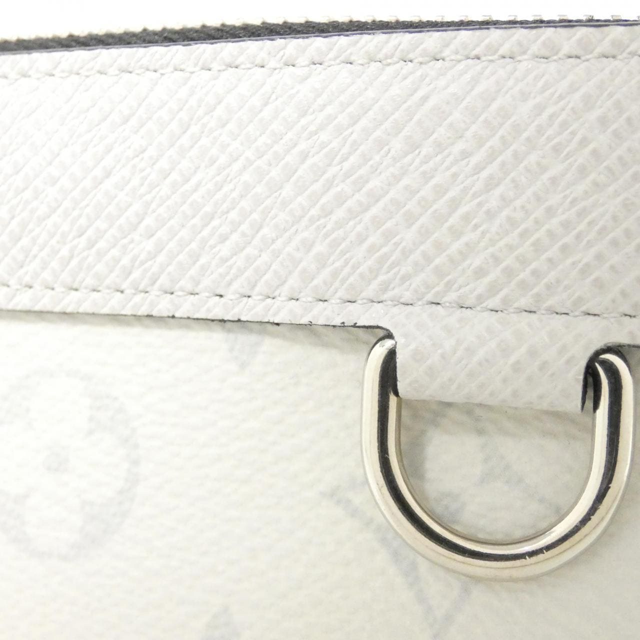 ルイヴィトン タイガ ラマ ポシェット ディスカバリー PM M30279 バッグ