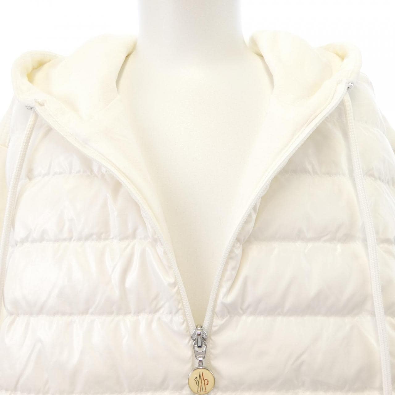 モンクレール MONCLER 10918G00009 ダウンジャケット