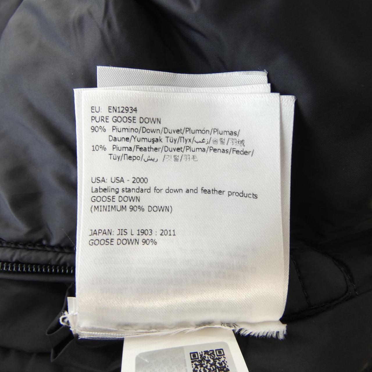モンクレール MONCLER ダウンジャケット