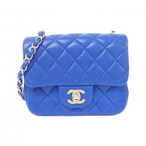 CHANEL shoulder bag