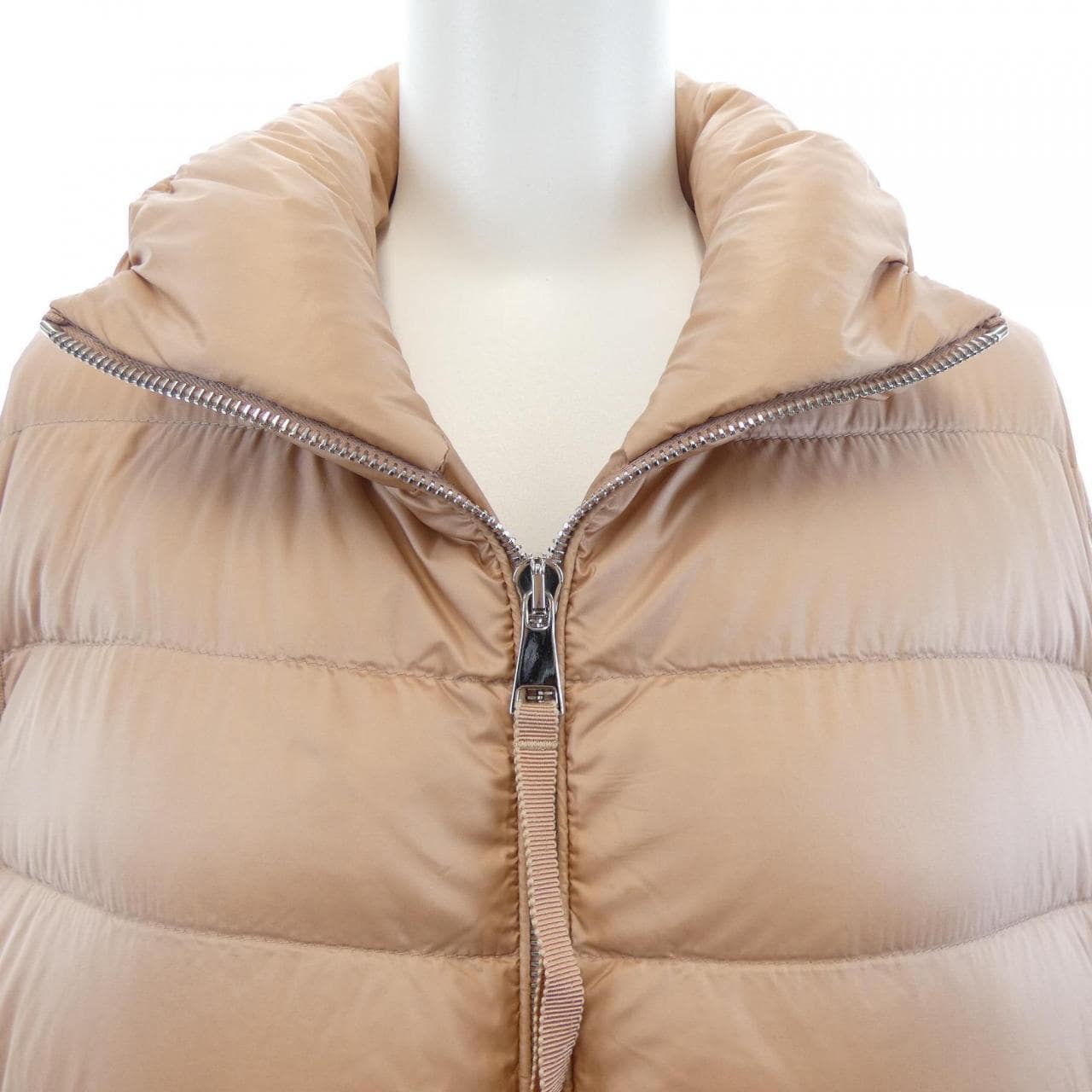 モンクレール MONCLER 20939B51200 ダウンジャケット