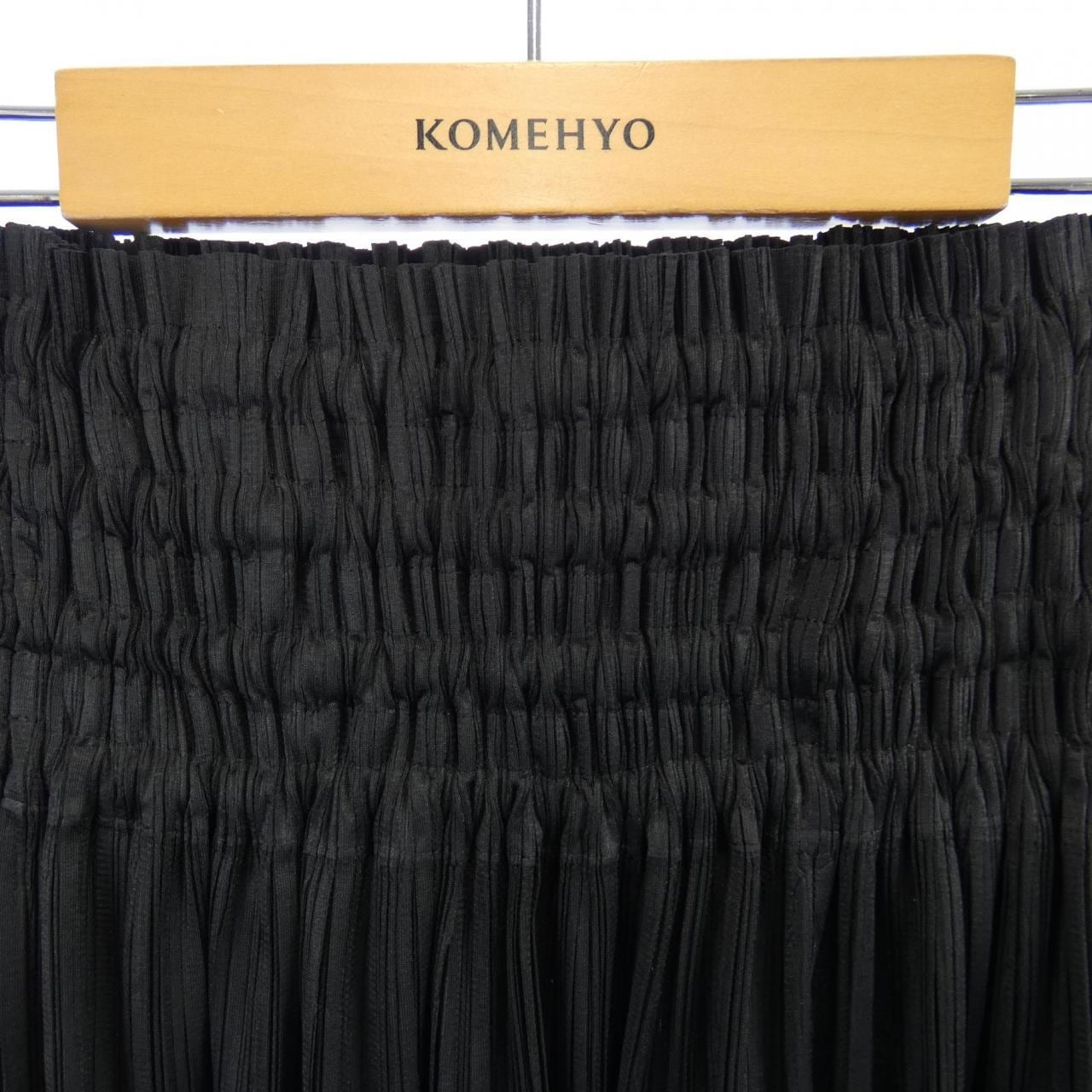 プリーツプリーズ PLEATS PLEASE スカート