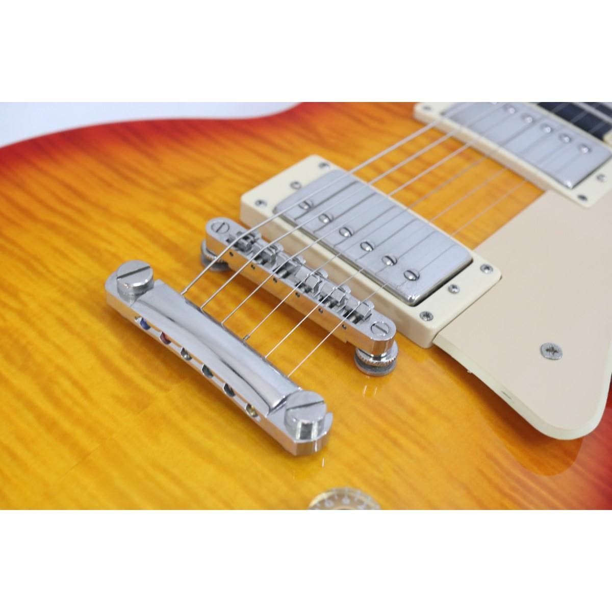 ＥＰＩＰＨＯＮＥ　　ＬＥＳ　ＰＡＵＬ　ＵＬＴＲＡ　ＩＩＩ