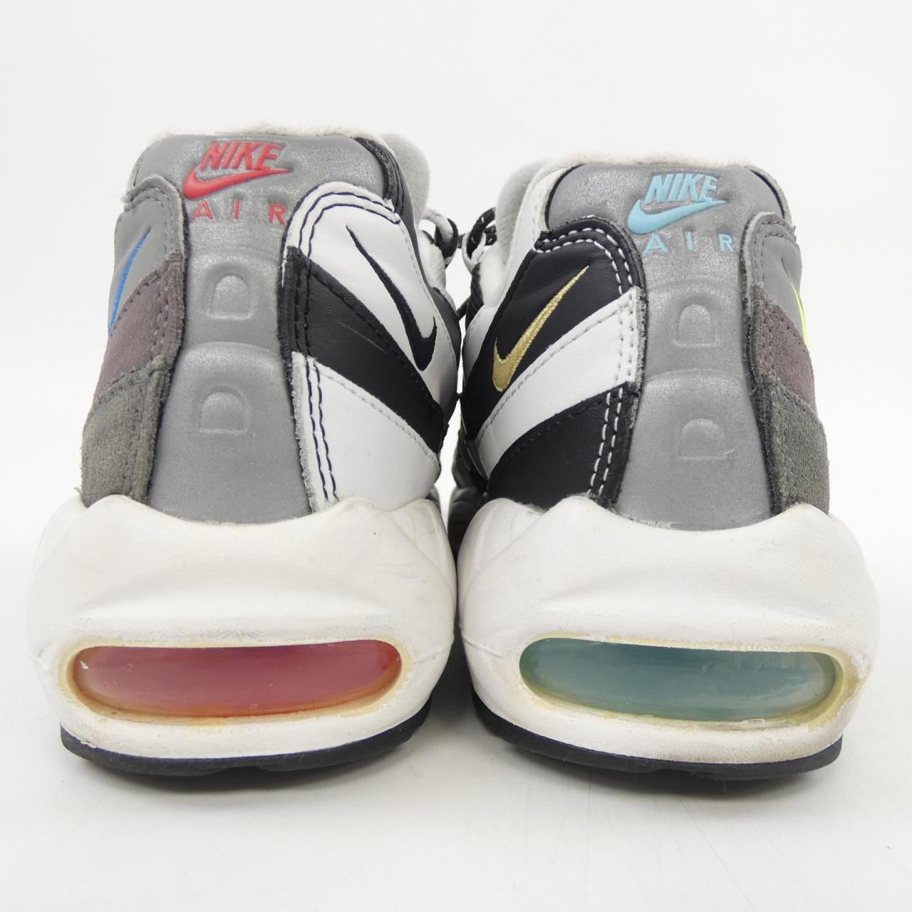 ナイキ NIKE CJ0589-001 スニーカー