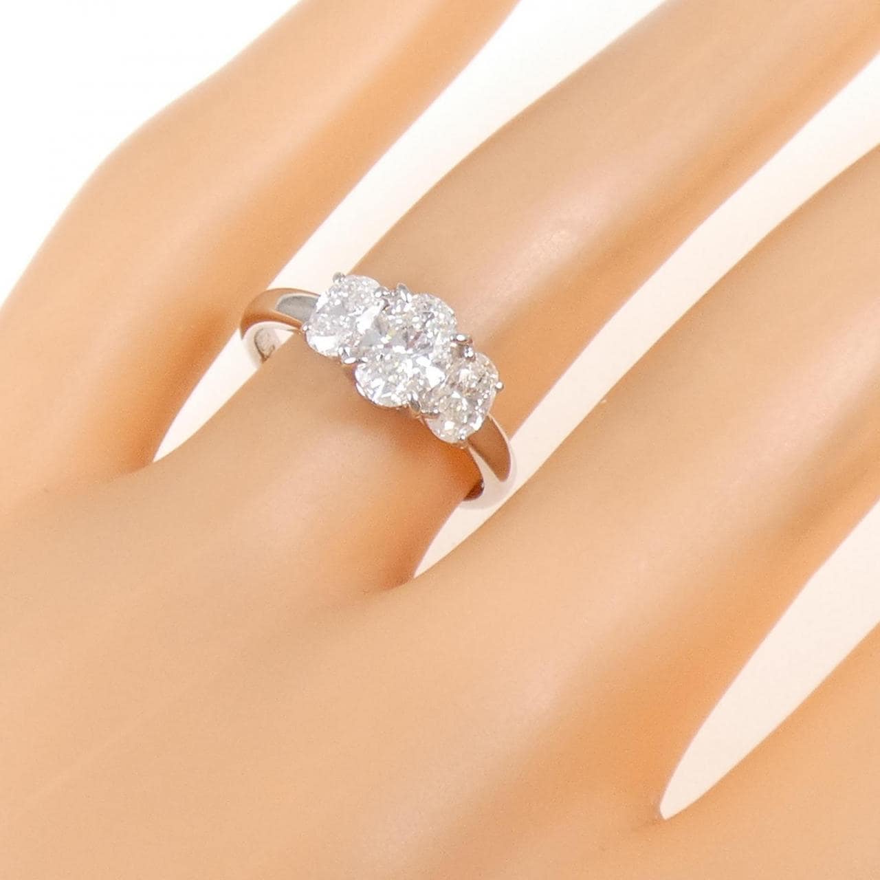 PT900 ダイヤモンド リング 0.706CT