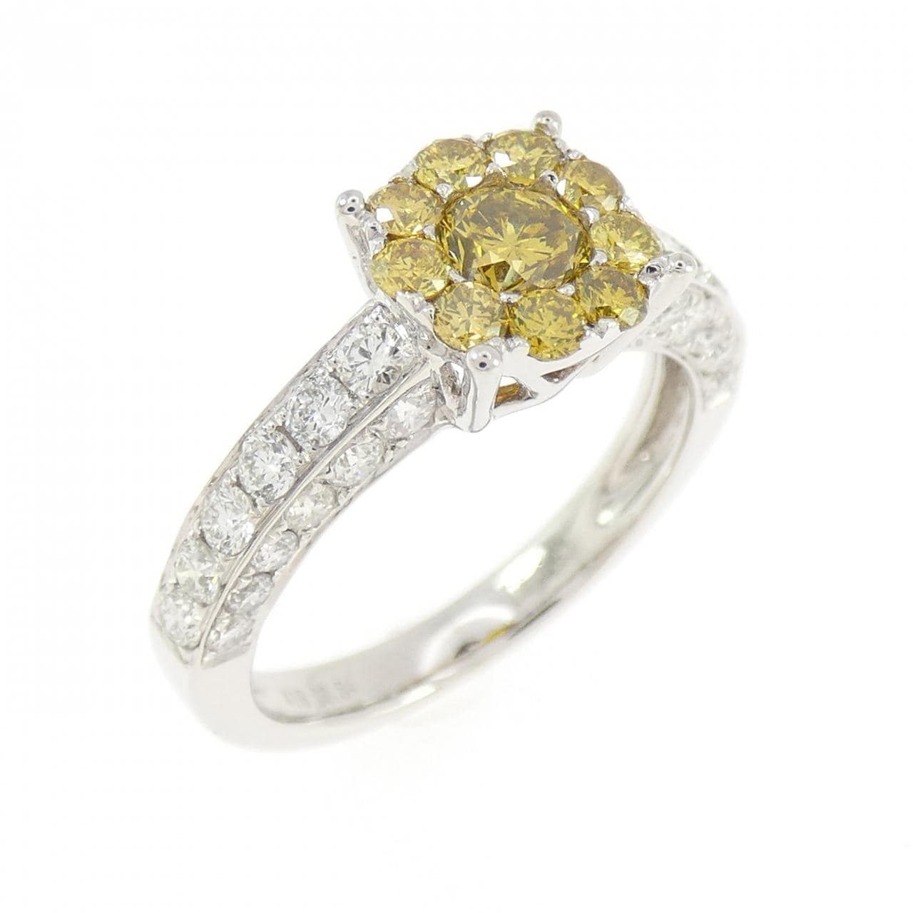 K18WG フラワー ダイヤモンド リング 0.84CT