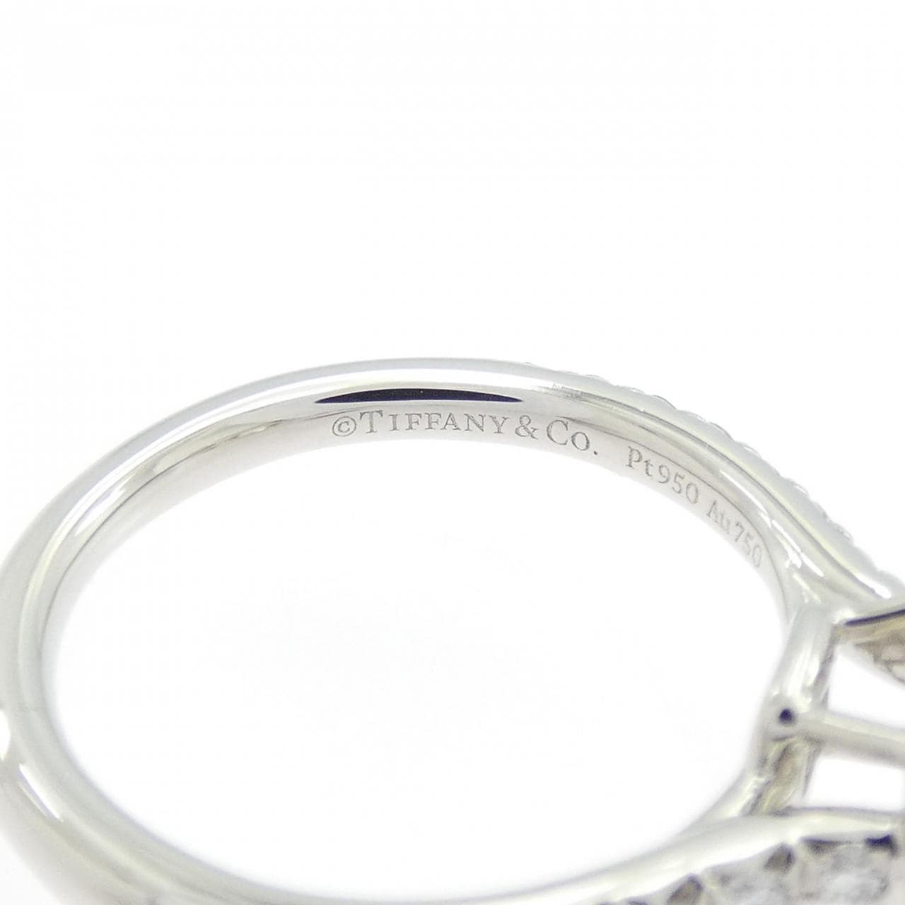 ティファニー ソレスト リング 0.79CT FY VS1