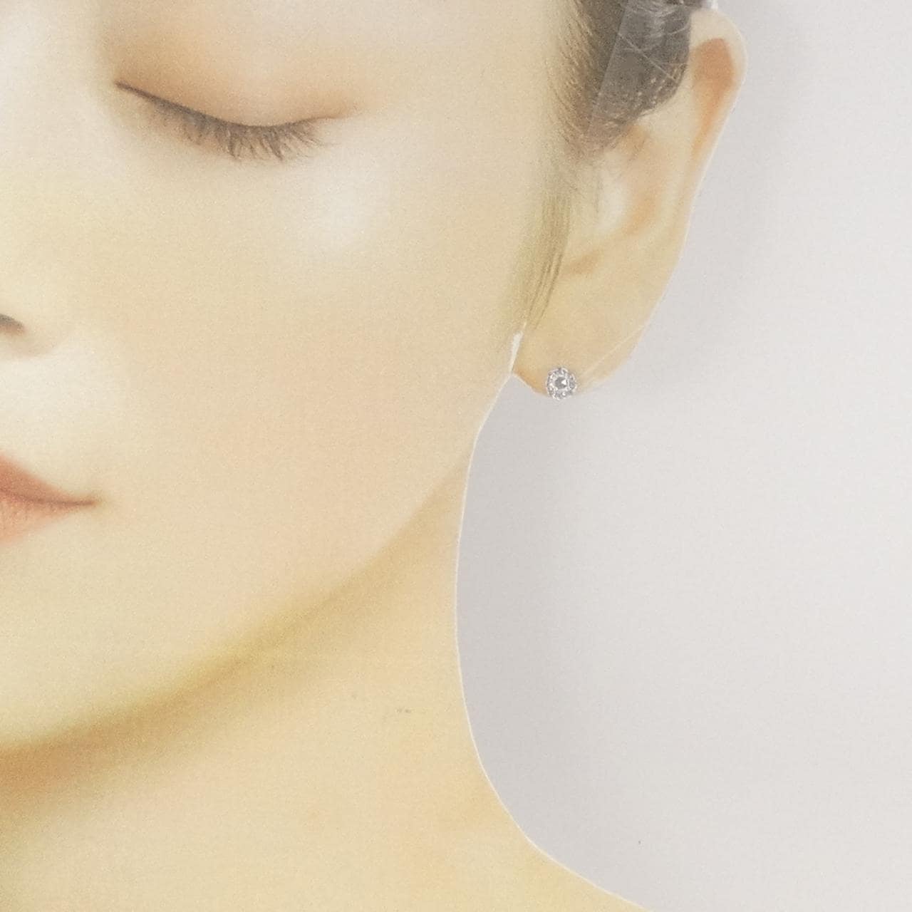 K18WG ダイヤモンド ピアス 0.22CT