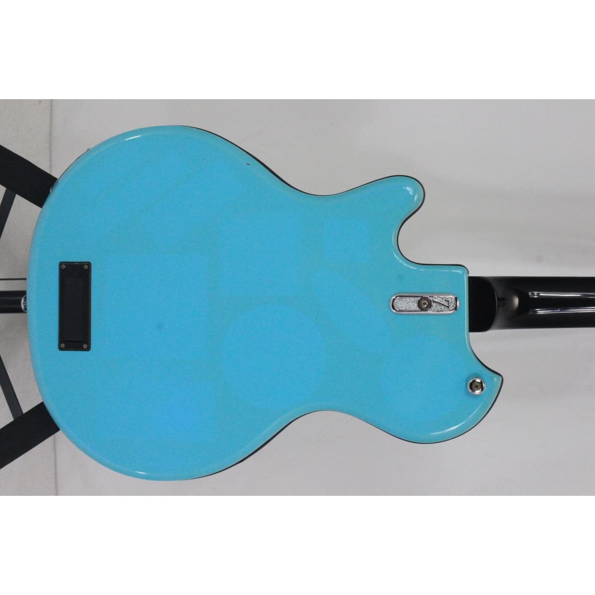 ＩＴＡＬＩＡ　ＧＵＩＴＡＲＳ　ＭＯＮＤＩＡＬ　ＤＥＬＵＸＥ