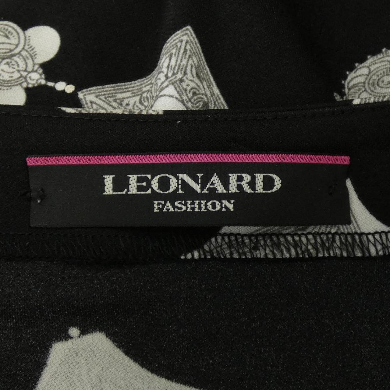 莱昂纳多时尚LEONARD FASHION束腰衫