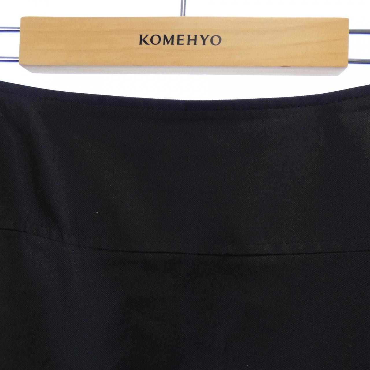 タエアシダ TAE ASHIDA スカート