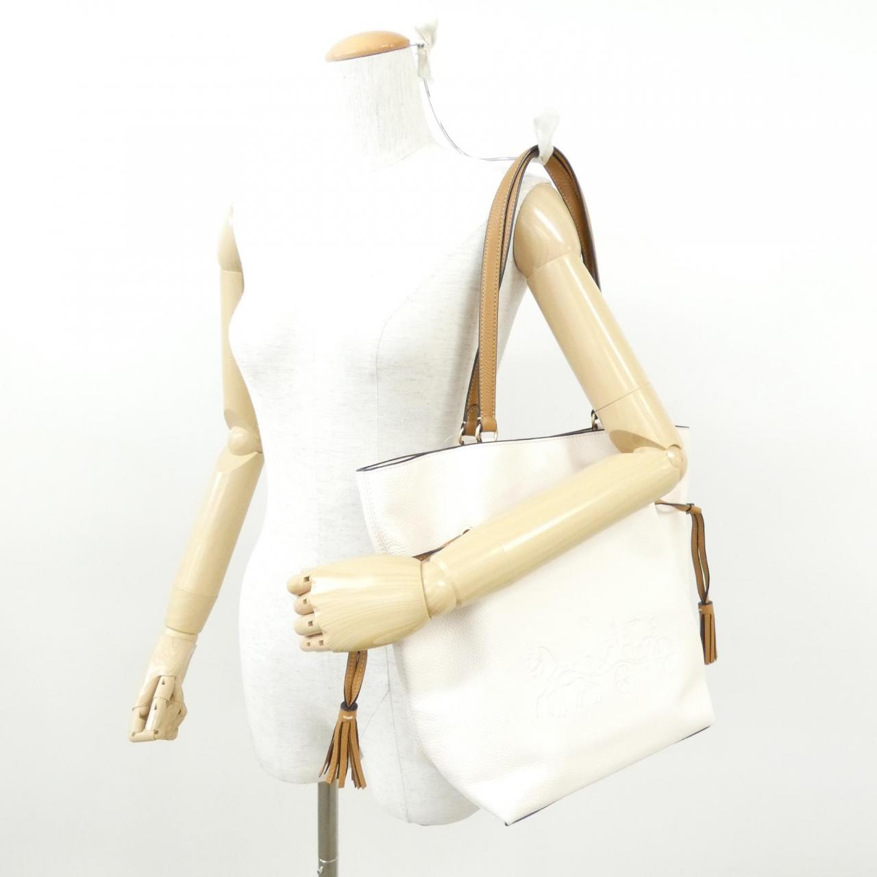 White leather discount coach tote bag