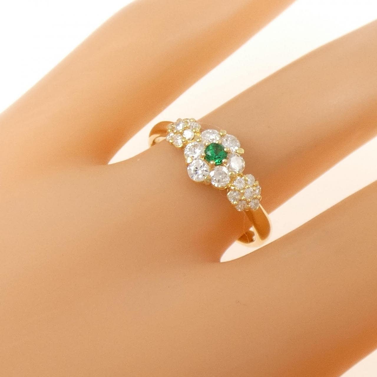 K18YG Emerald Ring 0.05CT