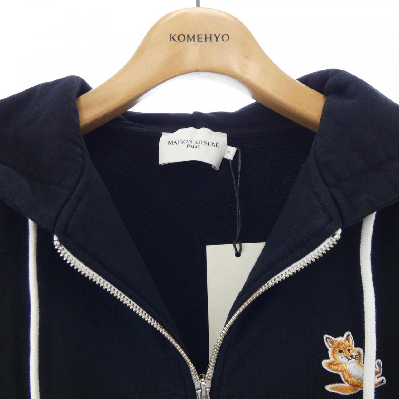 メゾンキツネ MAISON KITSUNE IU00353KM0001 パーカー