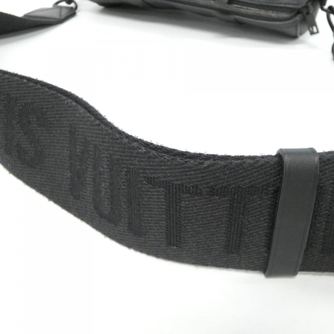 ルイヴィトン LVアエログラム シティ キーポル M59255 ショルダーバッグ