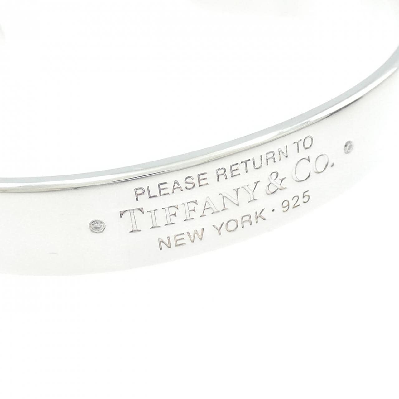 ティファニー リターン トゥー ティファニー ナロー カフ バングル