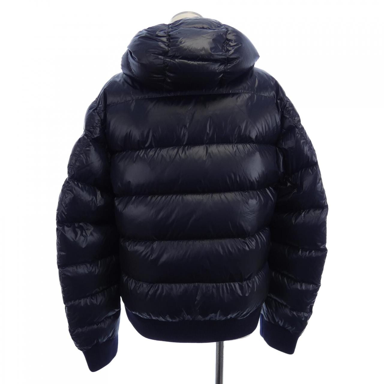 モンクレール MONCLER ダウンジャケット