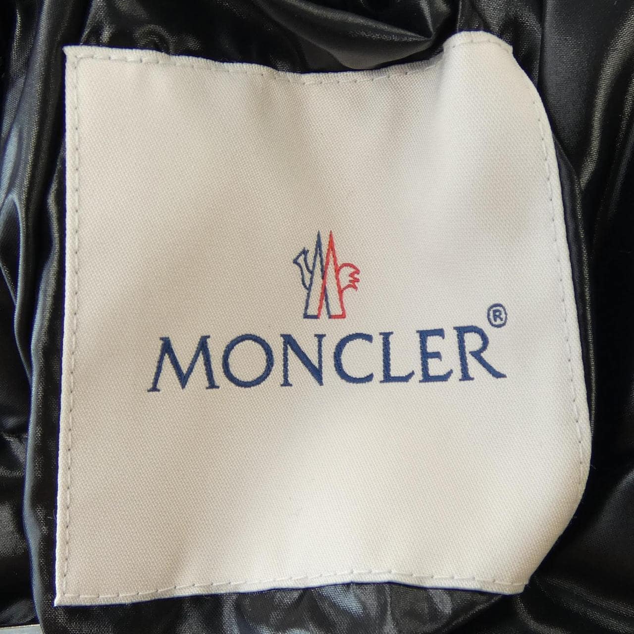 モンクレール MONCLER ダウンジャケット