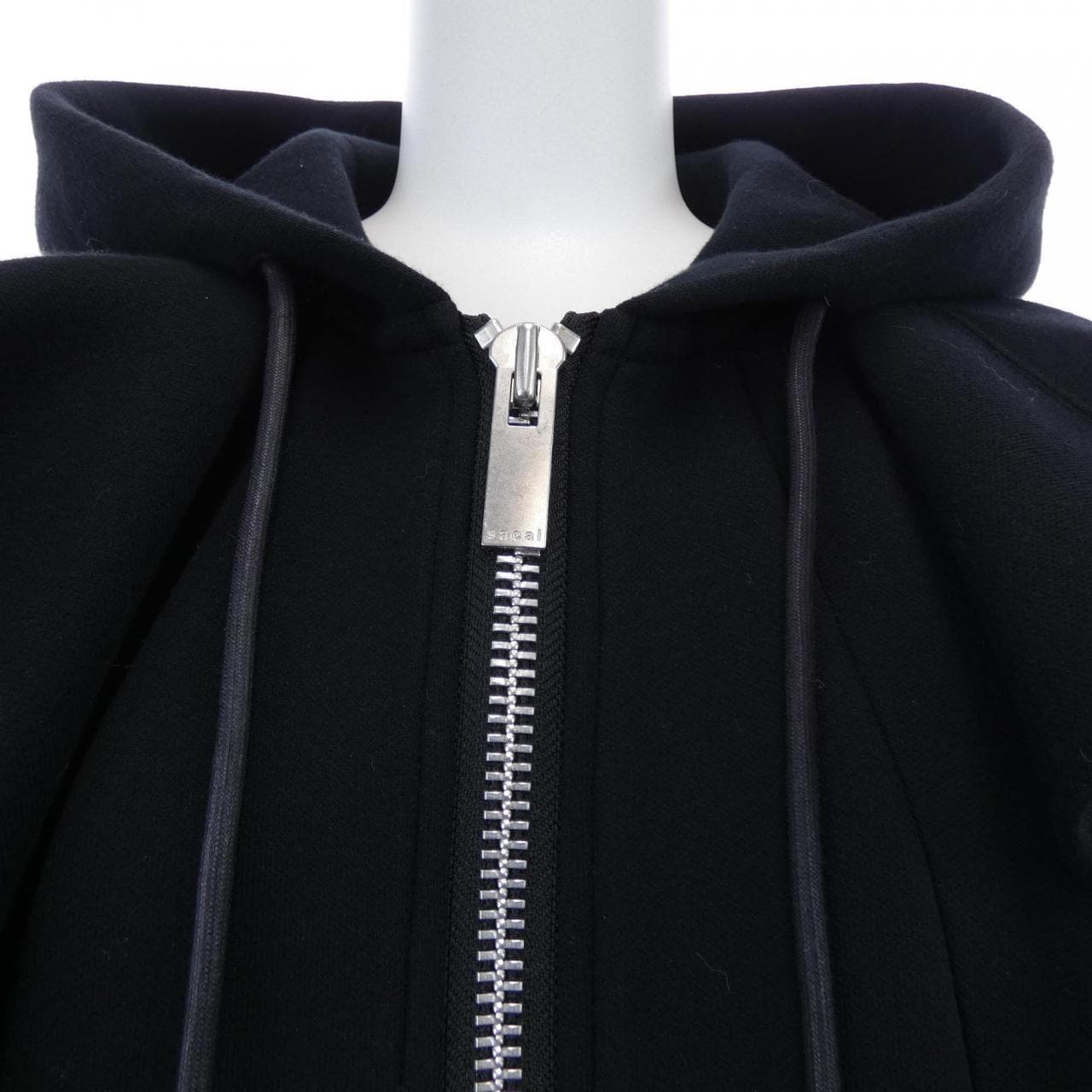 サカイ SACAI 25-07851 パーカー