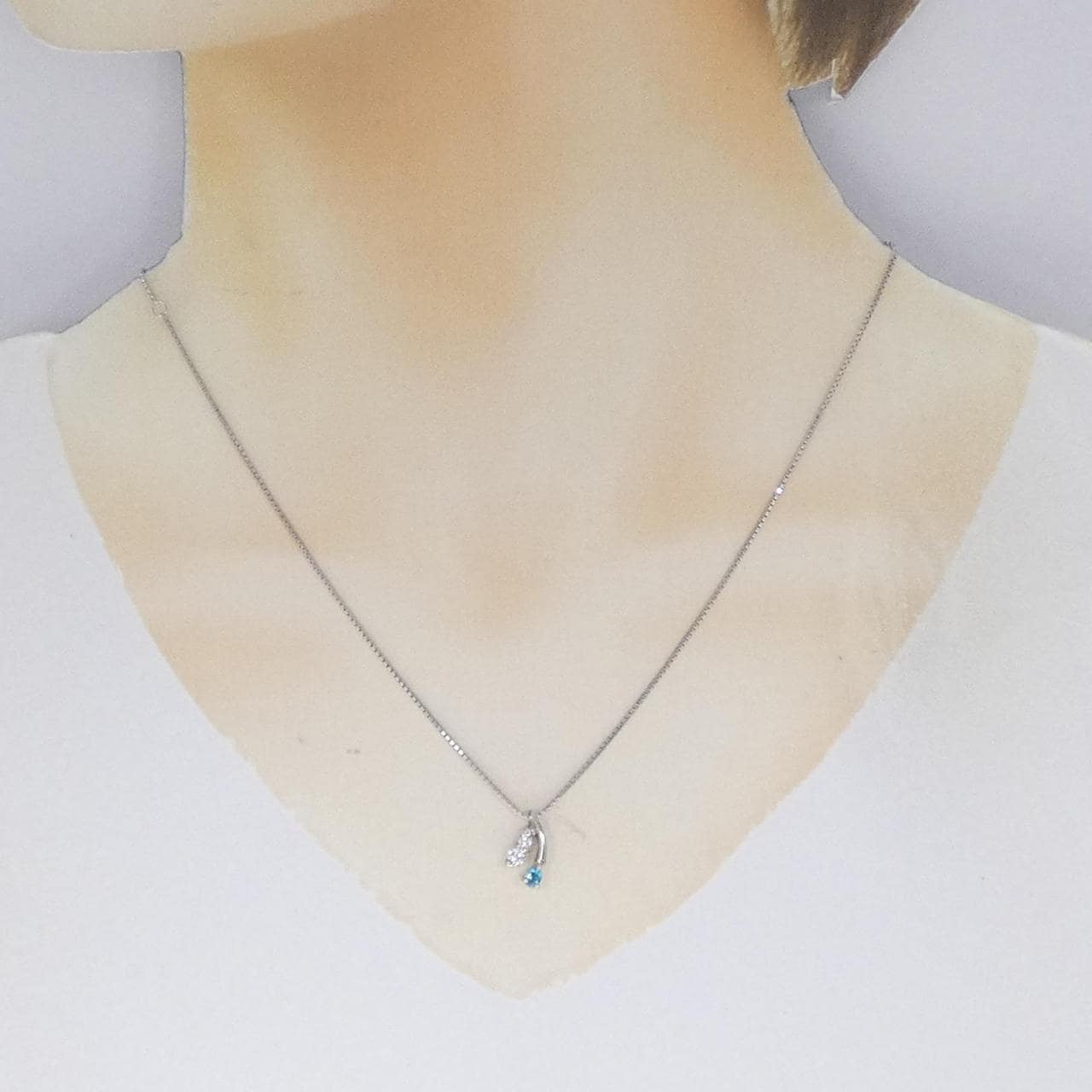 PT Paraiba Tourmaline necklace 0.133CT