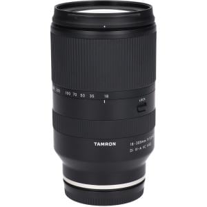 Ｅ１８－３００ｍｍ　Ｆ３．５－６．３ＶＣ　ＶＸＤ　Ｂ０６１