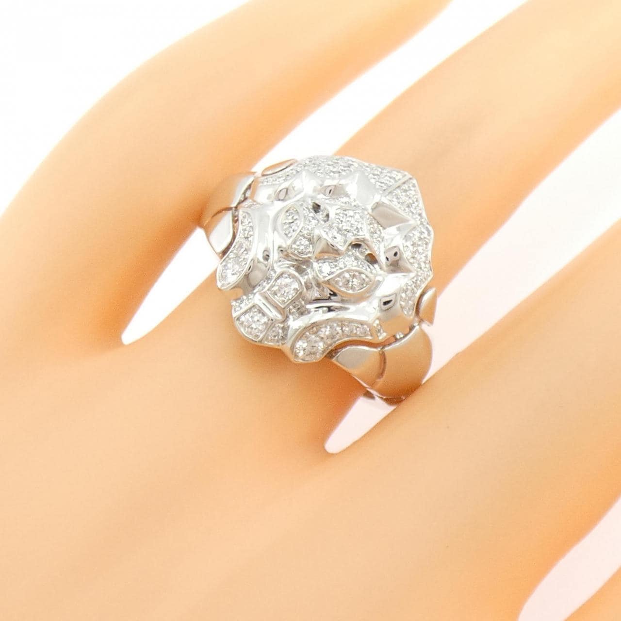 シャネル スー ル デュ リオン リング