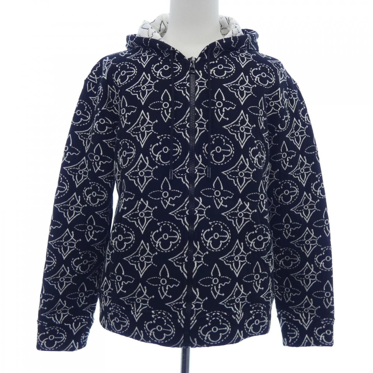 ルイヴィトン LOUIS VUITTON NBAストゥラティージクフラワーキルテッドフーディ HLY12WDM0 パーカー