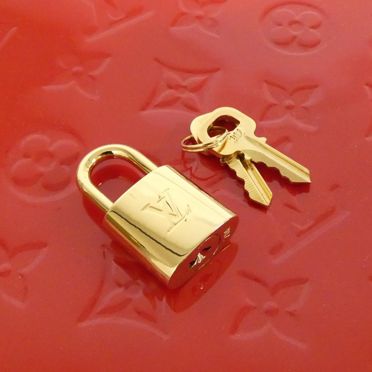 ルイヴィトン ヴェルニ モンテベロ MM M90160 バッグ