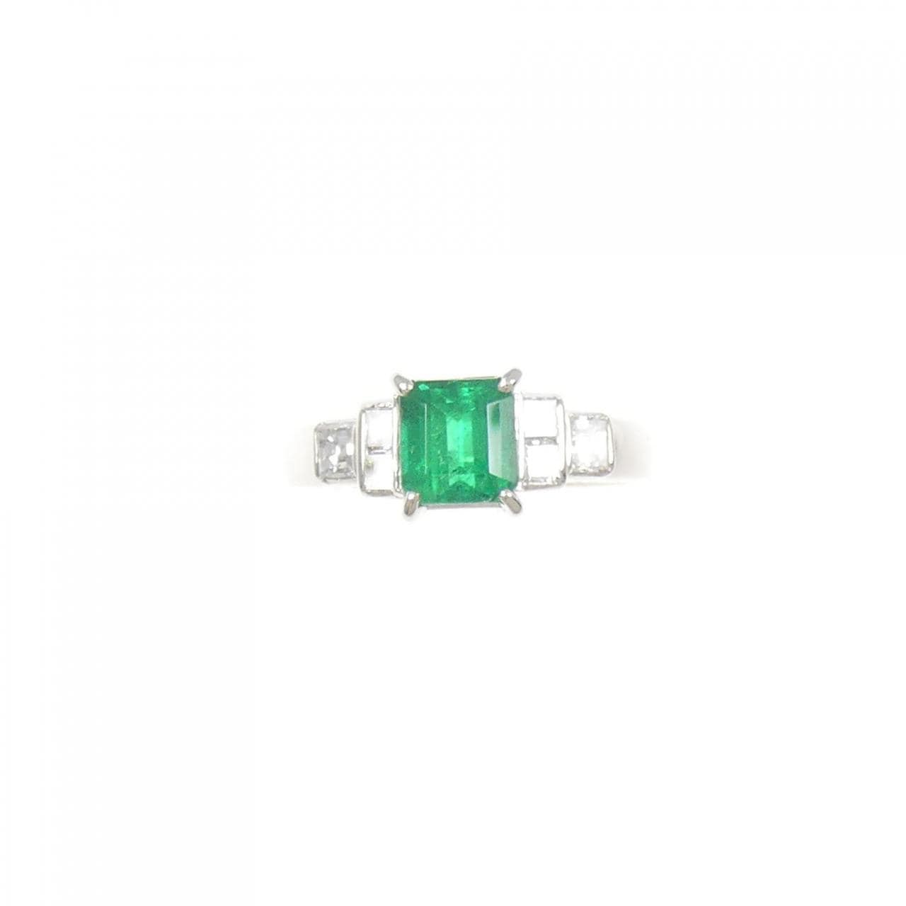 PT900 エメラルド リング 0.74CT