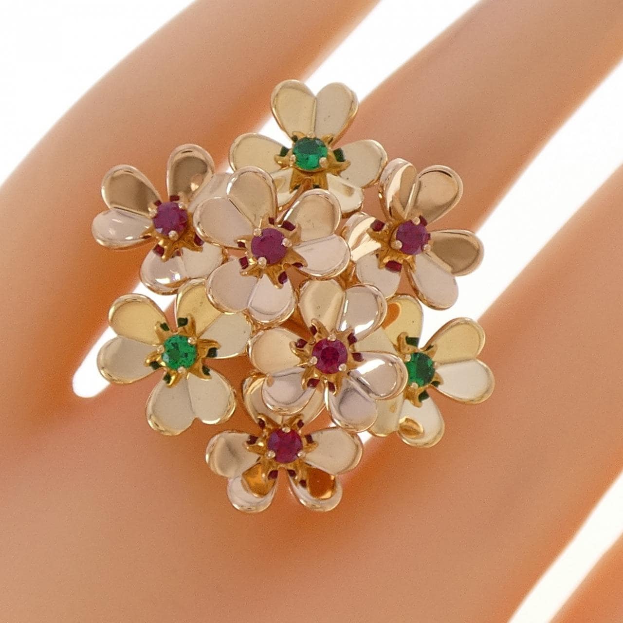 ヴァンクリーフ&アーペル フリヴォル 8フラワー リング