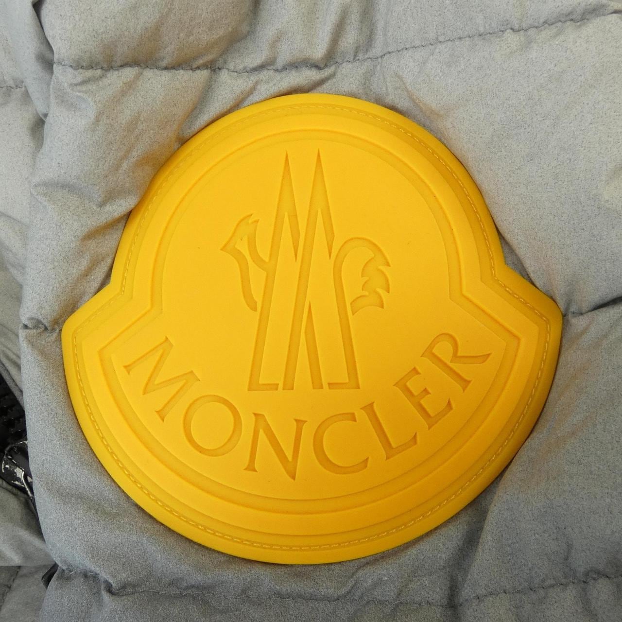 MONCLER MONCLER Down Jacket
