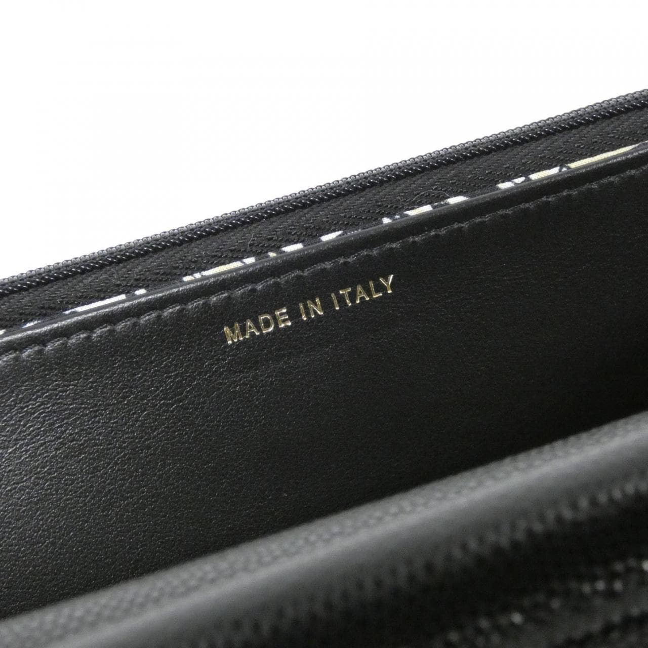 シャネル AP3127 チェーンウォレット