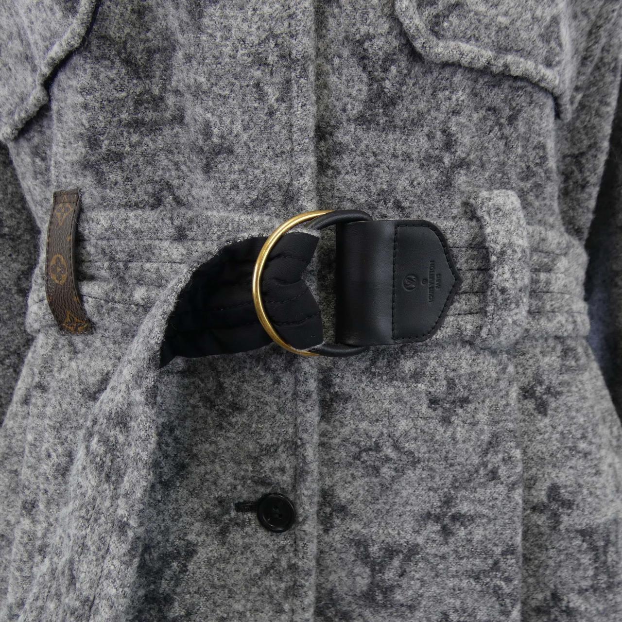 LOUIS VUITTON FJJA06NNW 夾克