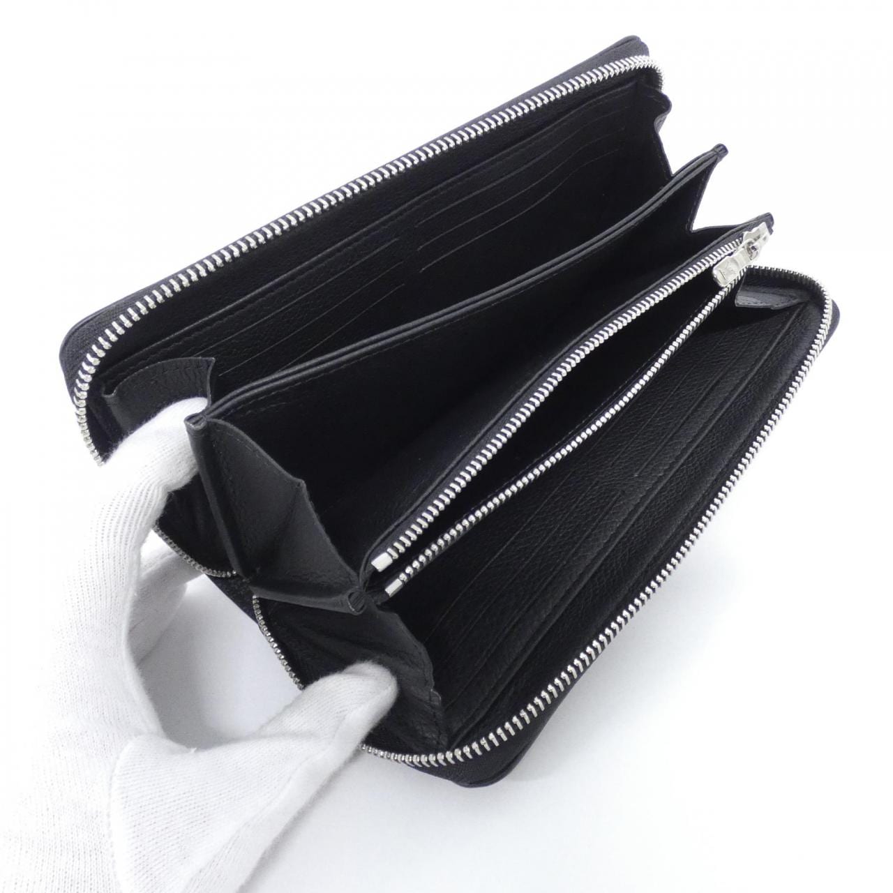 ルイヴィトン ジッピー ロックミー M62622 財布