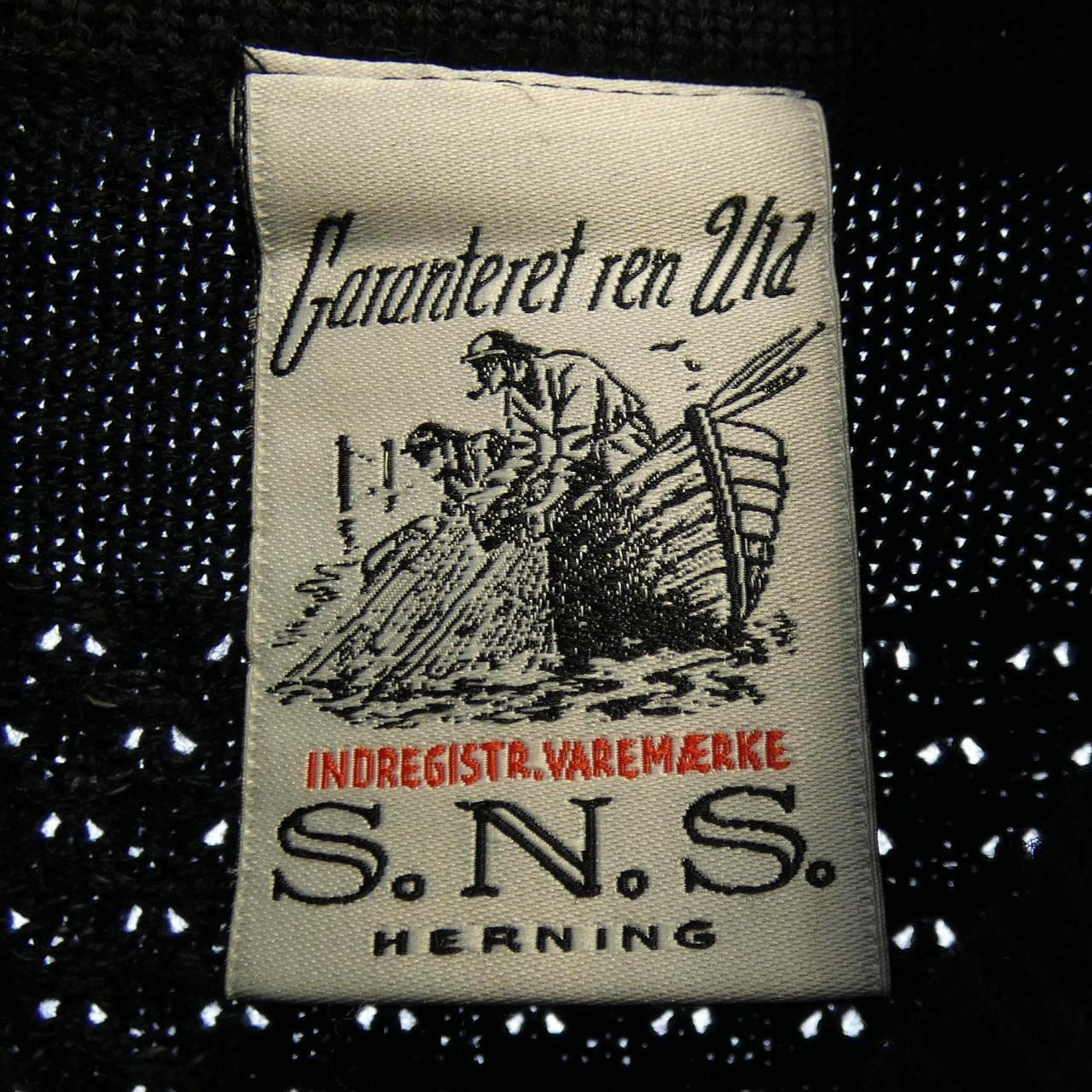 エスエヌエスハーニング S.N.S.HERNING ニット