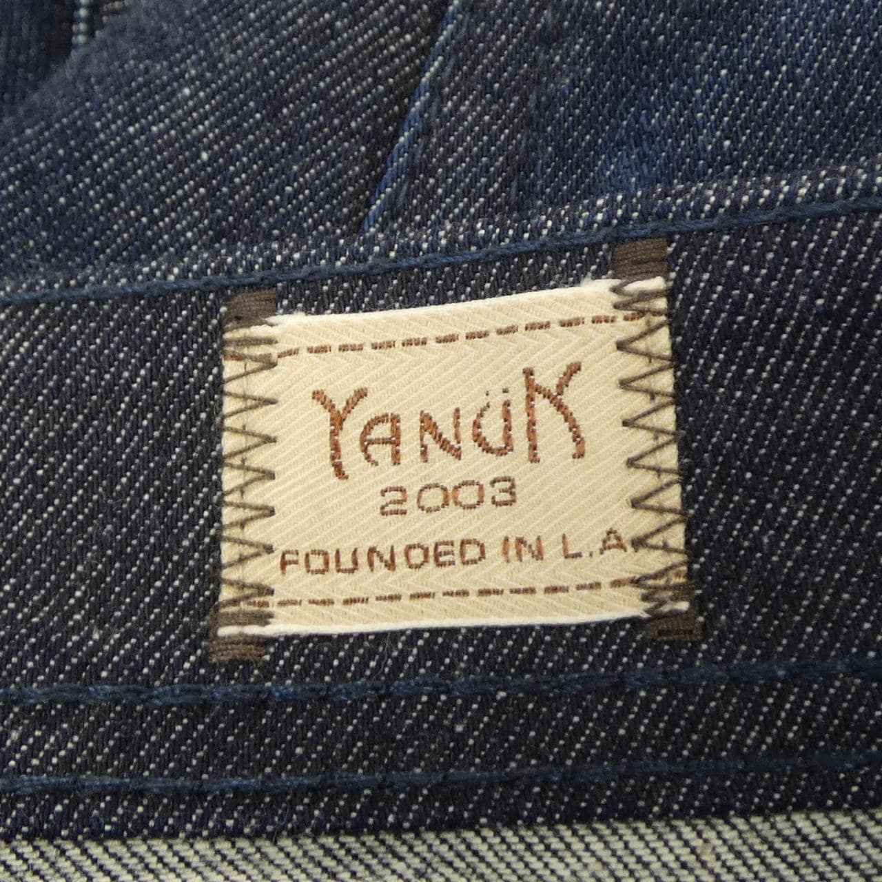 ヤヌーク YANUK パンツ