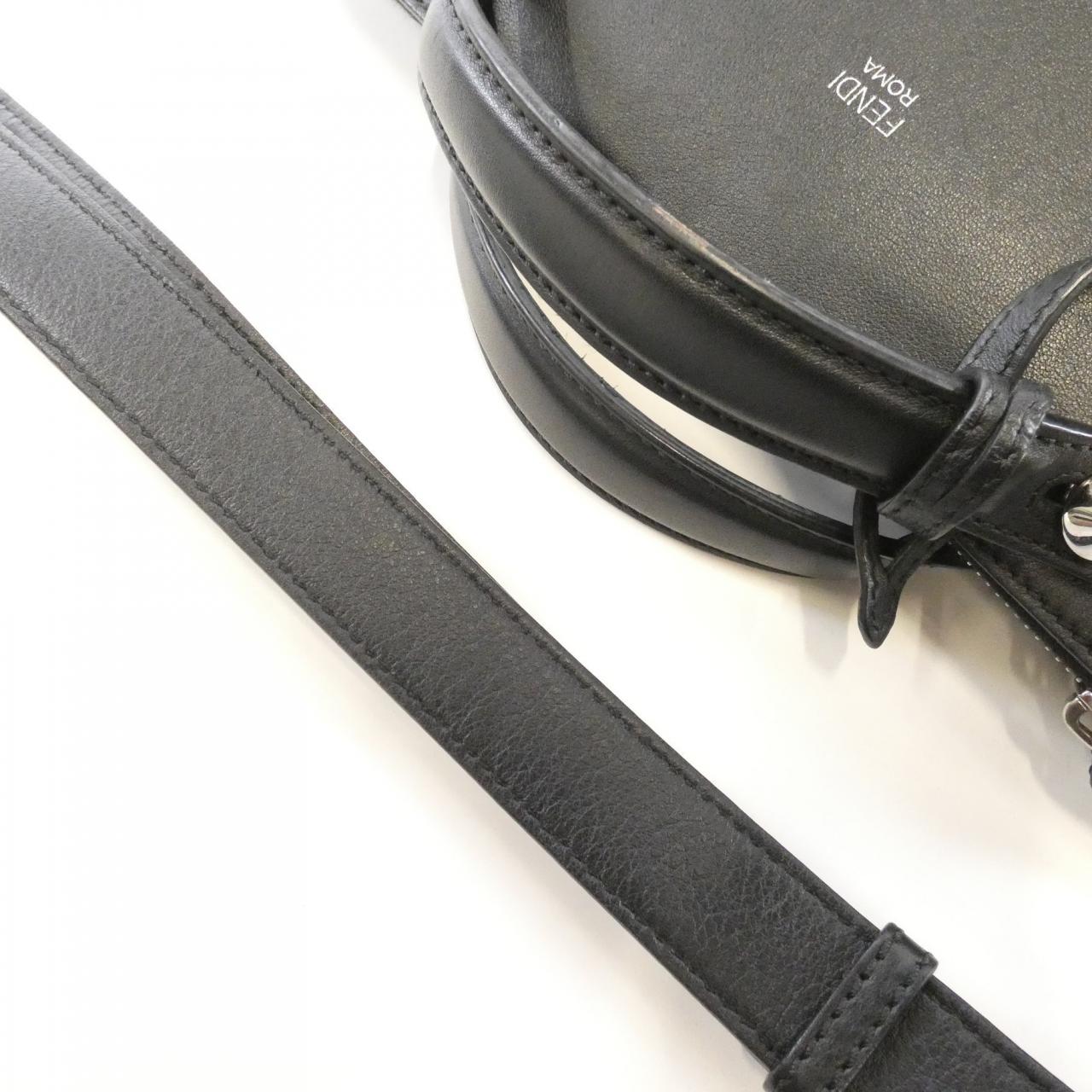 フェンディ バイ ザ ウェイ ミディアム 8BL146 1D5 バッグ