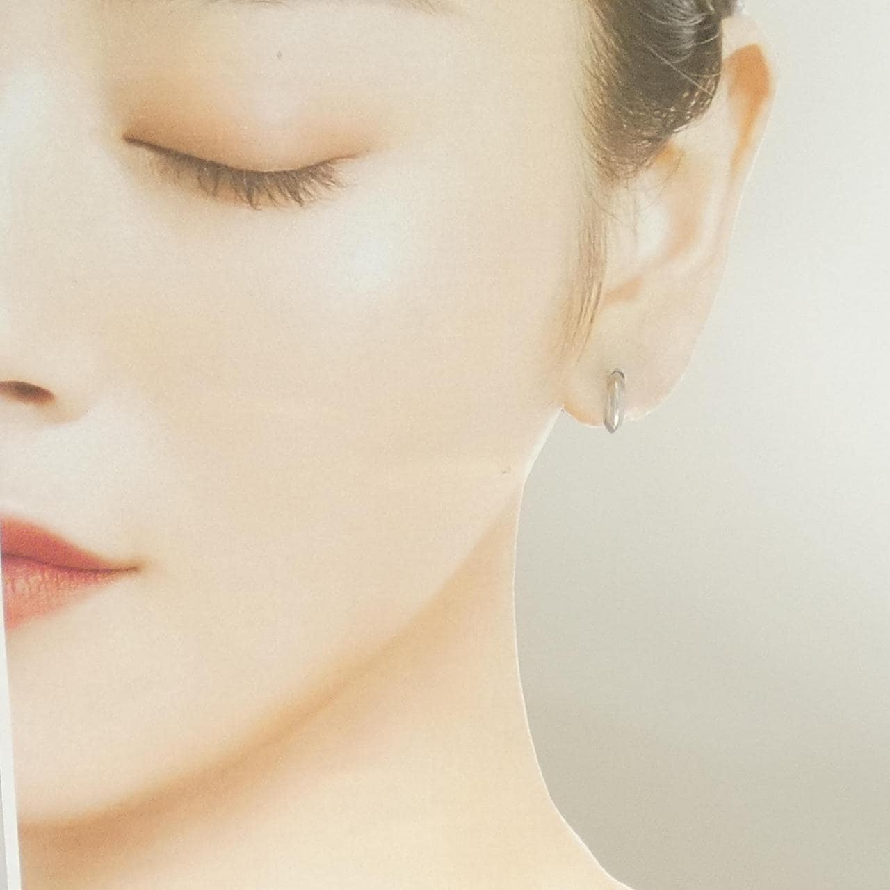 14KTWG フープ ピアス