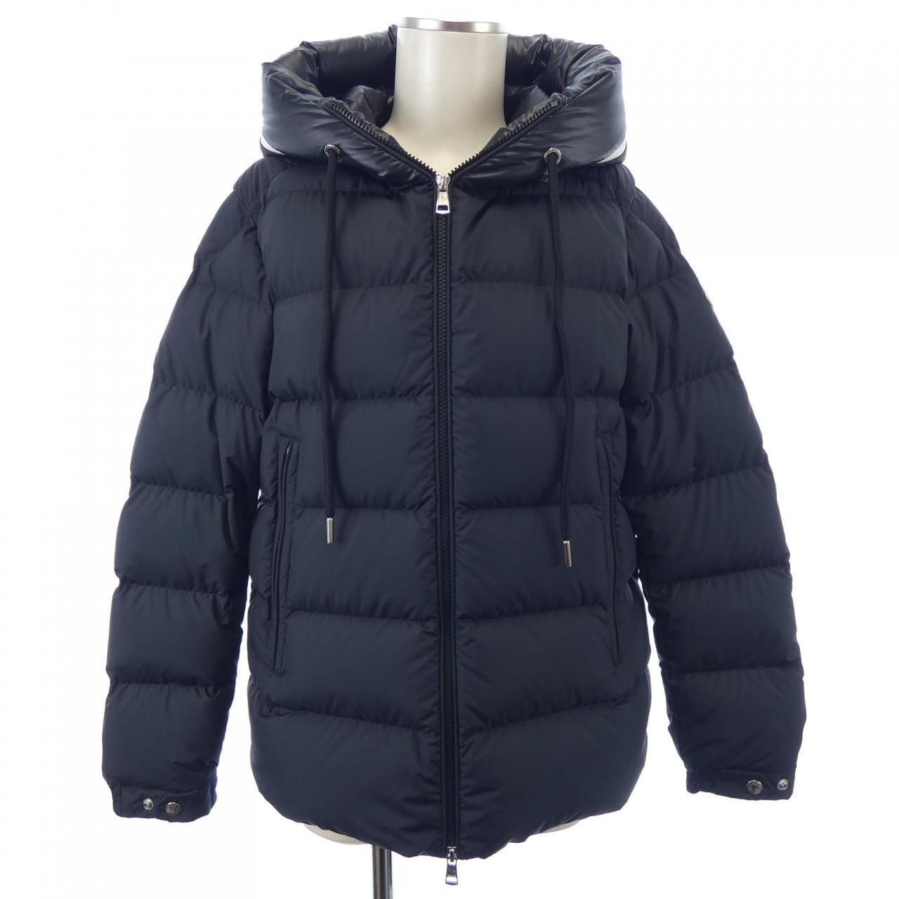 モンクレール MONCLER ダウンジャケット