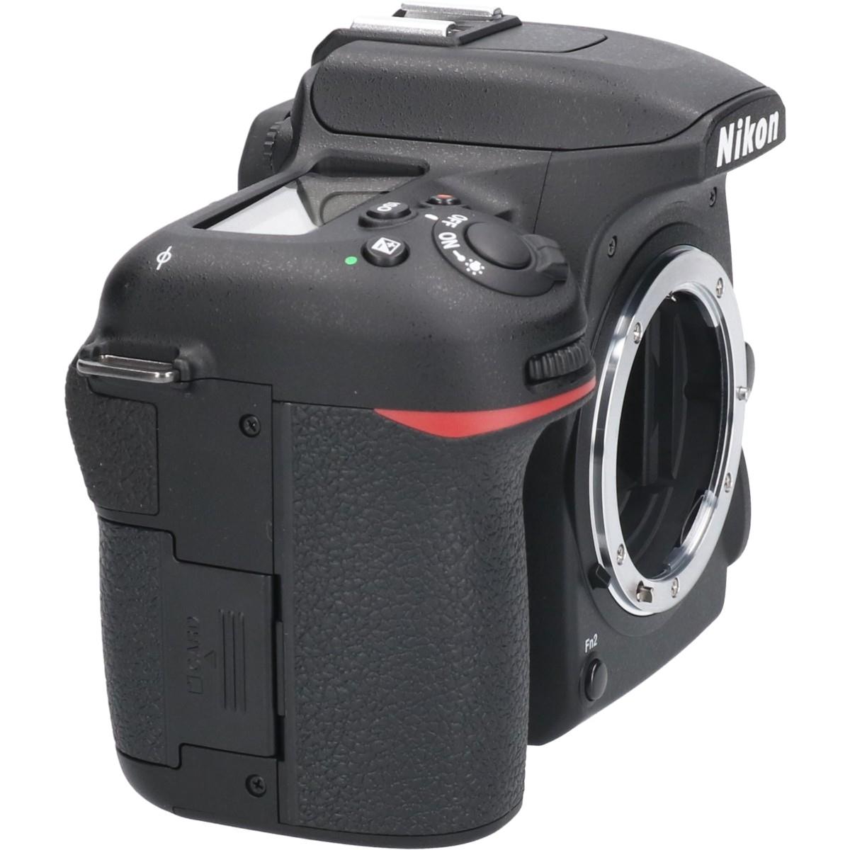 NIKON D7500