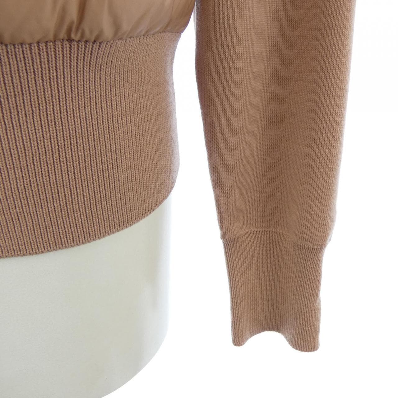 モンクレール MONCLER 20939B51000 ダウンジャケット