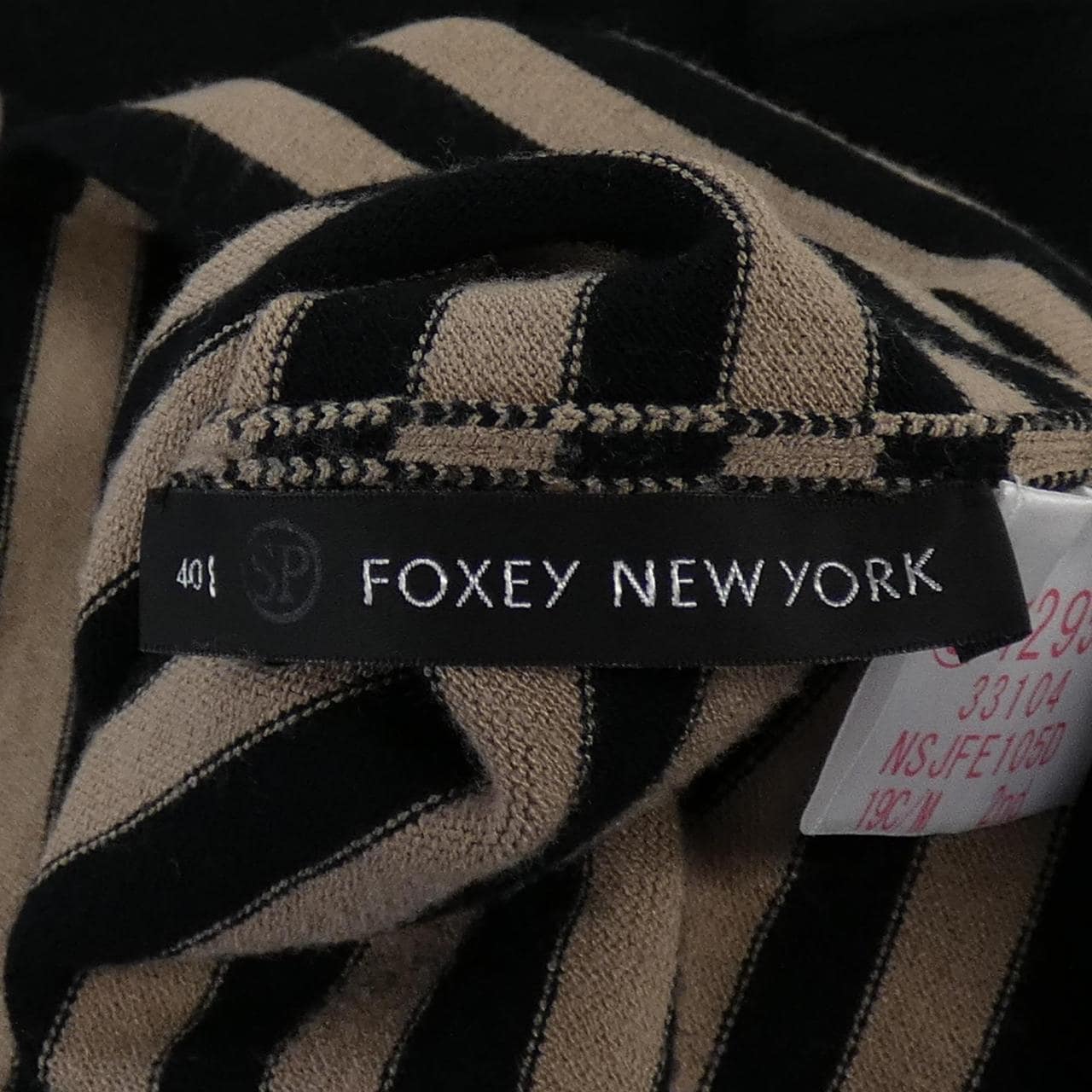 フォクシーニューヨーク FOXEY NEW YORK 33104-NSJFE105D カーディガン