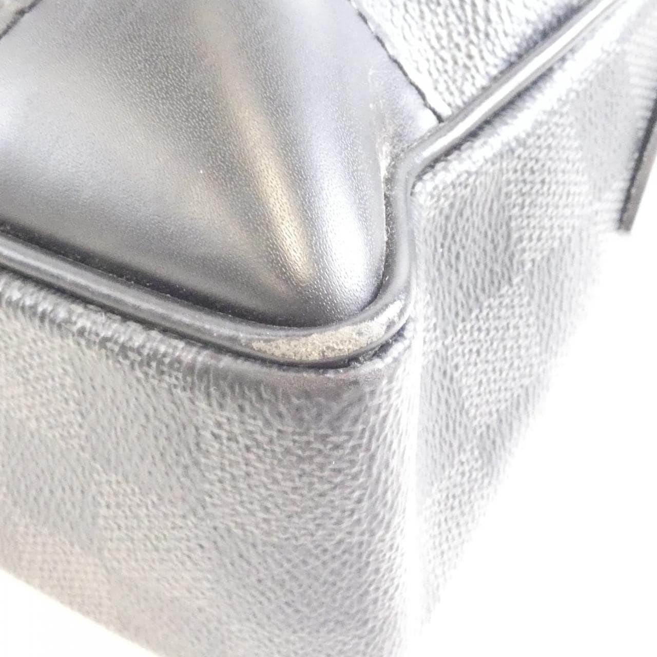 ルイヴィトン ダミエ グラフィット ポルト ドキュマン ヴォワヤージュ N41125 バッグ