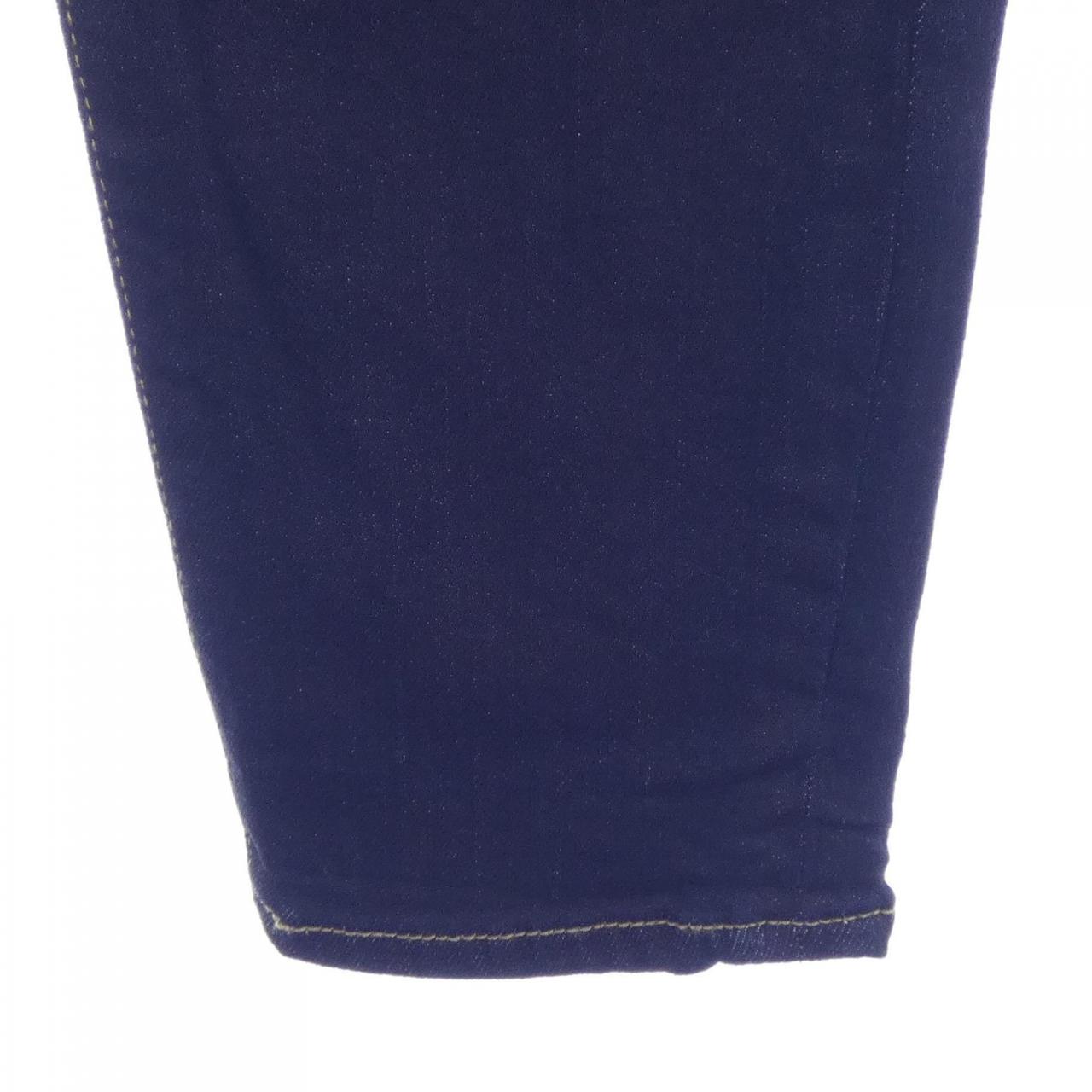 ブルーレーベルクレストブリッジ BLUE LABEL CRESTBRID ジーンズ