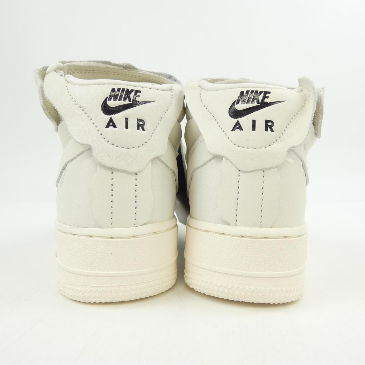 ナイキ NIKE DC3601-100 スニーカー