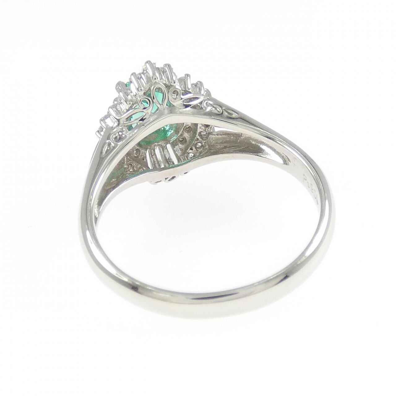 PT900 エメラルド リング 0.41CT