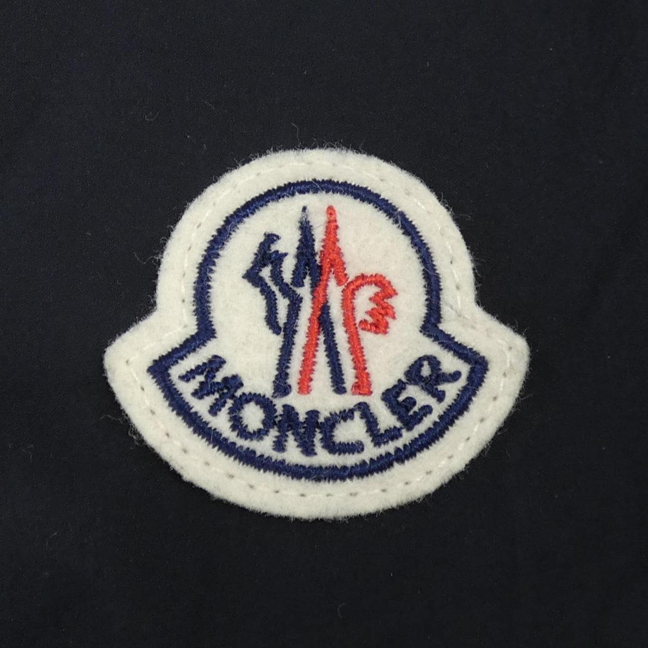 モンクレール MONCLER 209P1A00008 ブルゾン