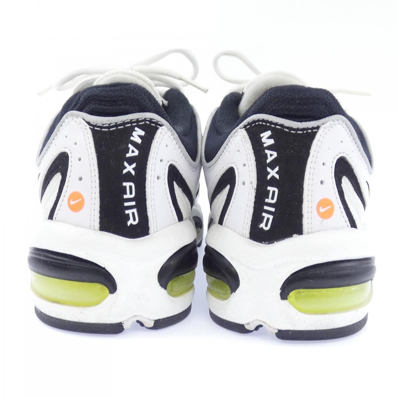 ナイキ NIKE AQ2567-100 スニーカー