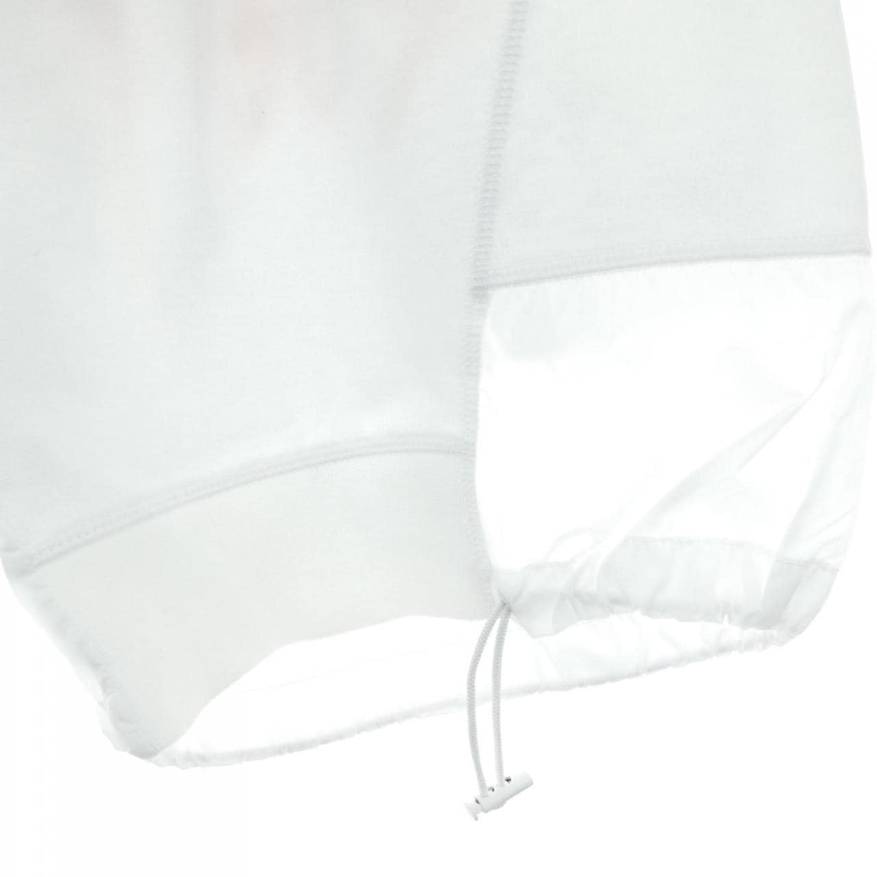 ディースクエアード DSQUARED2 S79MU0026 ショートパンツ